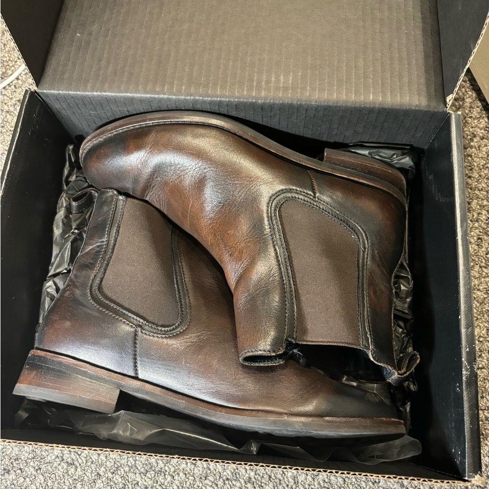 Thursday Boots Black Coffee Duchess
